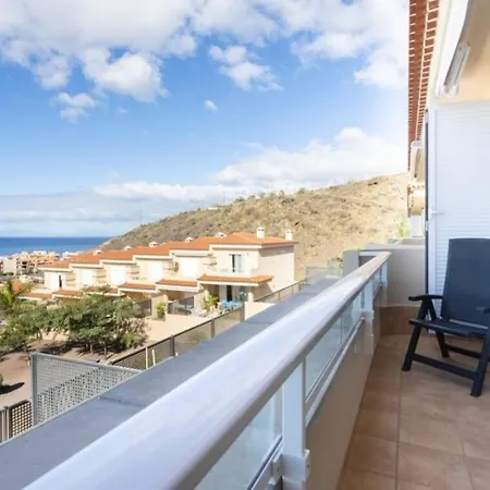 Διαμέρισμα Gigantes,luxury Aircon, Views And Pools *