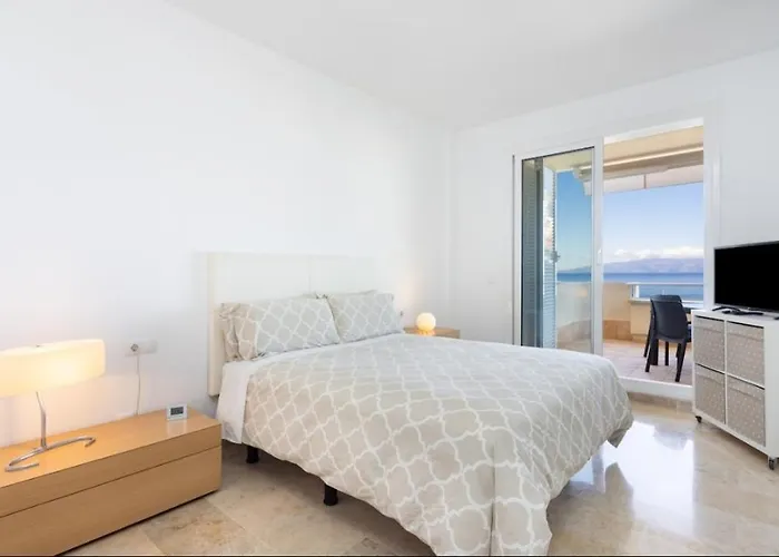 Gigantes,luxury Aircon, Views And Pools アパート *