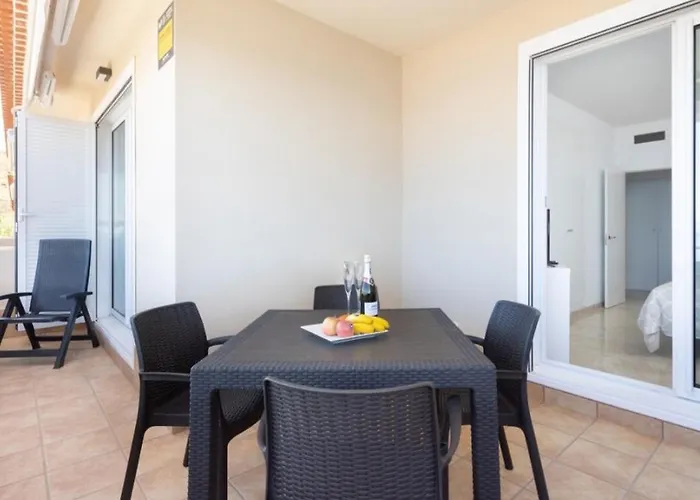 Gigantes,luxury Aircon, Views And Pools *