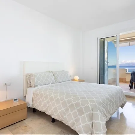 Gigantes,luxury Aircon, Views And Pools Lägenhet *