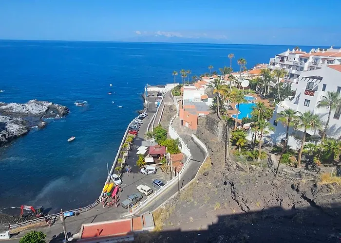 Gigantes,luxury Aircon, Views And Pools